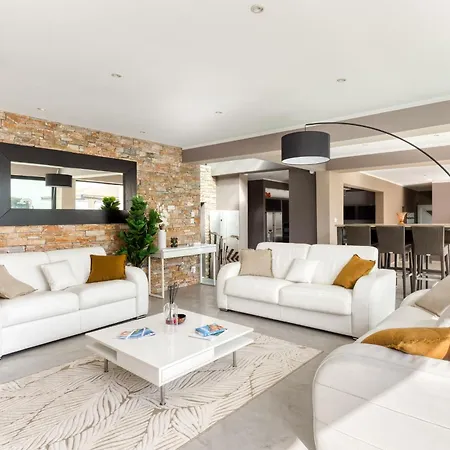 Demeure Domaine Du Soleil Villa *