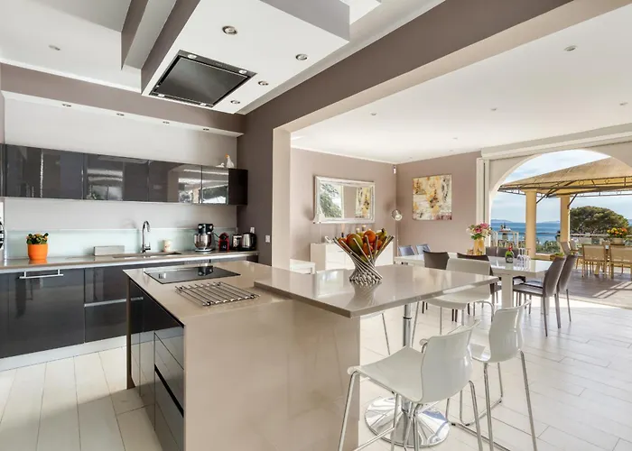 Vila Demeure Domaine Du Soleil Le Lavandou