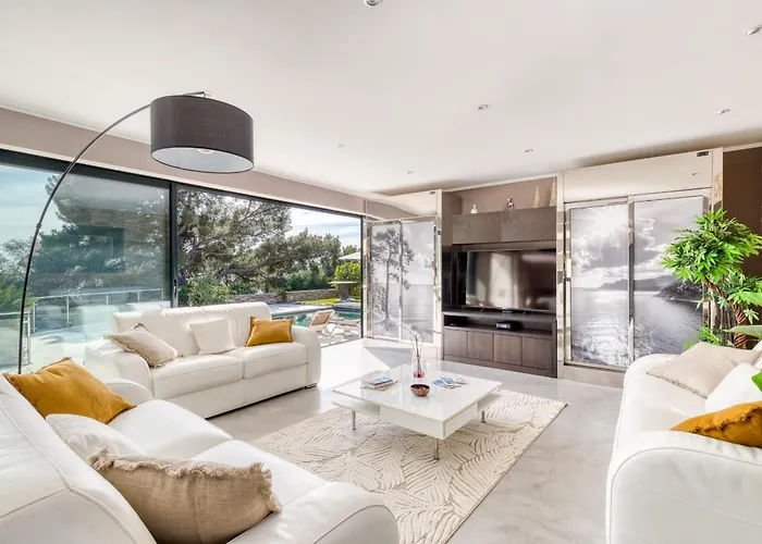 Demeure Domaine Du Soleil Le Lavandou