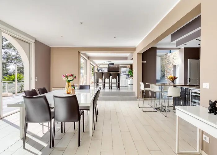 Demeure Domaine Du Soleil Le Lavandou